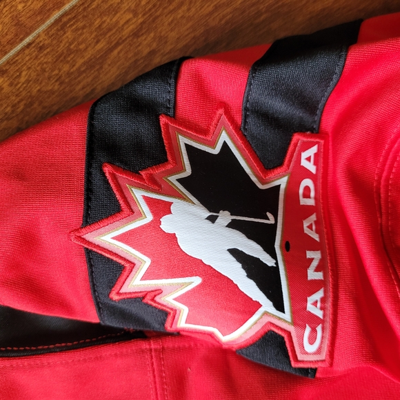 NIKE CANADA OLYMPIC JERSEY - Picture 3 of 6